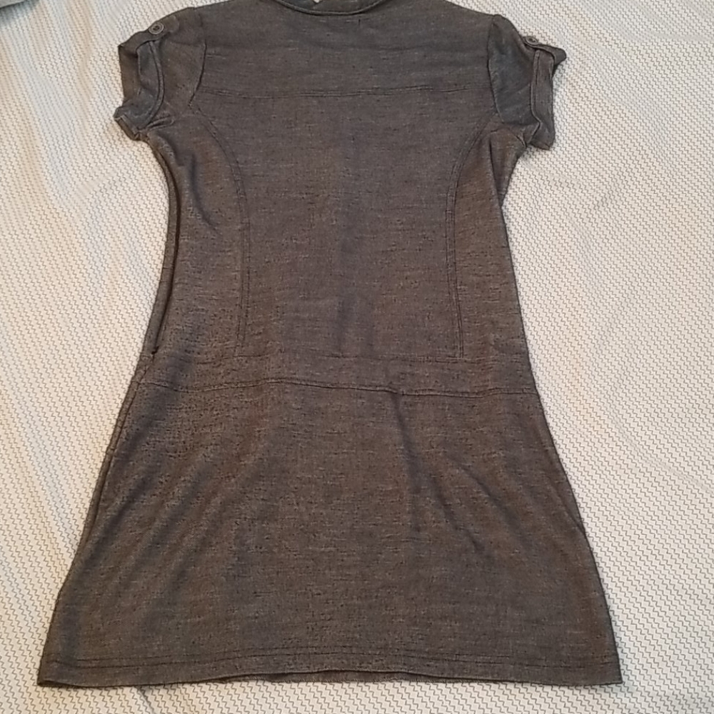 Dress - Picture 4 of 4